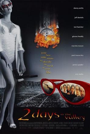 Quem foi contratado para compor a trilha sonora foi Jerry Goldsmith que chegou a concluir o seu trabalho, mas surpreendentemente a trilha acabou rejeitada. O cineasta chamou então o compositor Tony Marinelli, musico que chegou a trabalhar com Quincy Jones, Giorgio Moroder e com boa experiência em canções. 