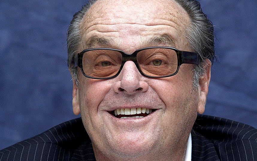 ack Nicholson que está aniversariando no dia de hoje, ele que nasceu em Neptune, New Jersey, EUA, no dia 22 de abril de 1937. A carreira cinematográfica de Nicholson começou  com o legendário produtor Roger Corman que o lançou no papel principal de The Cry Baby Killer de 1958.
