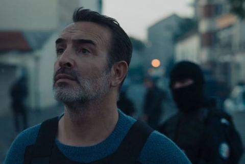 O filme NOVEMBRO do cineasta Cedric Jimenez reproduz o que foram os cinco dias subsequentes ao atentado e o trabalho executado pelas forças especiais na caça aos terroristas.
