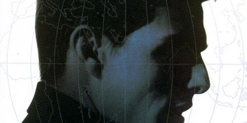 Nos áudios, em anexo, você poderá ouvir o tema rejeitado de Alan Silvestri e a trilha original de Danny Elfman.